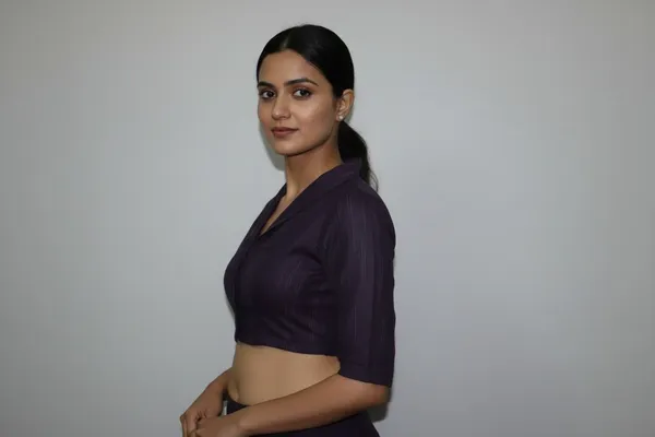 Purple_And_Black_Cotton_V-Neck_Blouse_For_Women