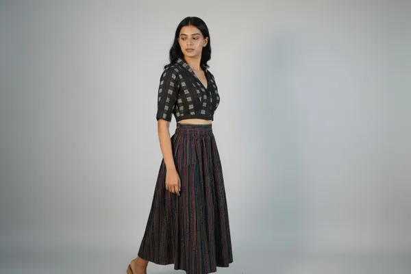 Black_Cotton_V-Neck_Blouse_For_Women