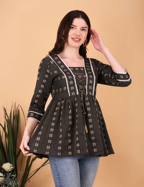 Black_Cotton_Casual_Printed_Top_For_Women