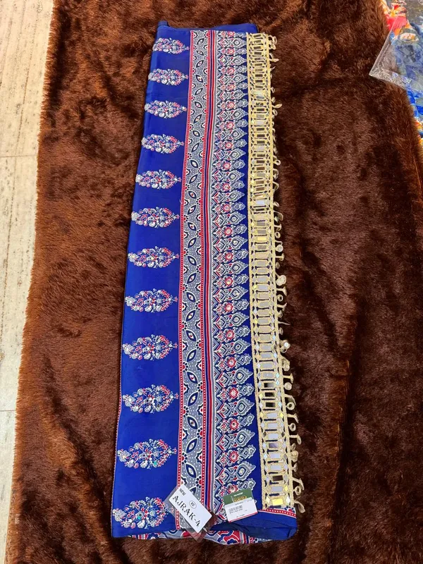 Navy_Blue_Printed_Saree_for_Women