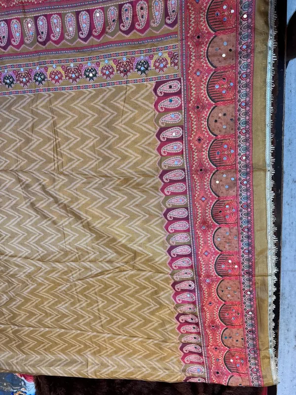 Mustard_Maroon_Printed_Shawl_With_Decorative_Border_for_Women