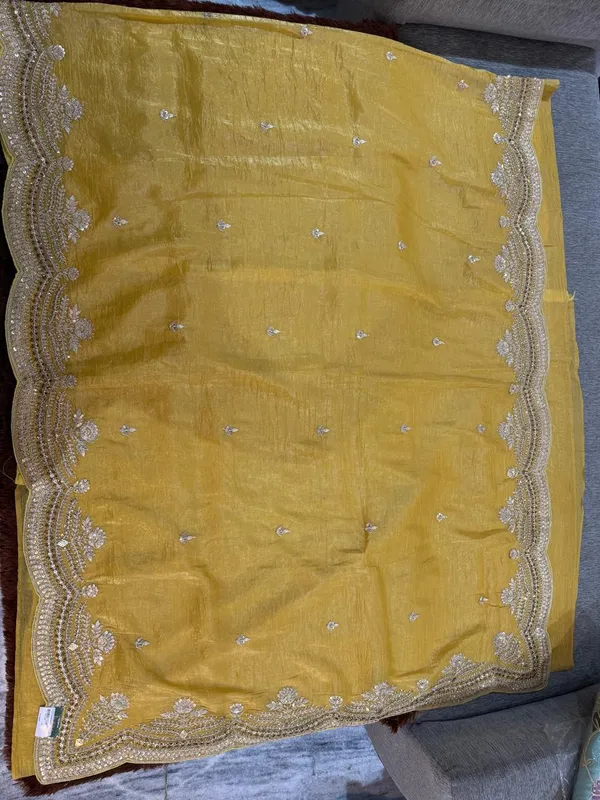 Yellow_Embroidered_Dupatta_for_Women