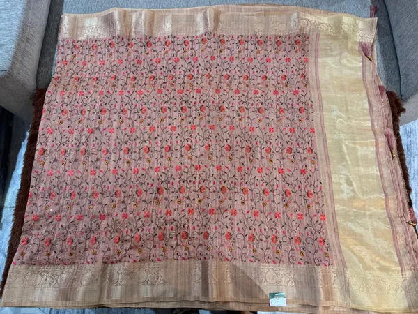 Beige_Floral_Saree_for_Women