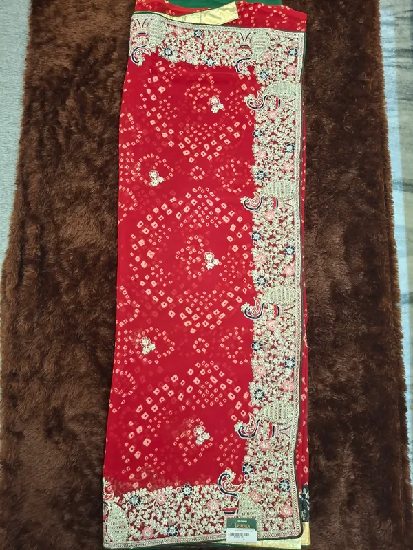 Red_Bandhani_Style_Embroidered_Dupatta_for_Women