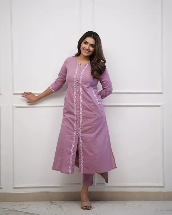 Lavender_Embroidered_Straight_Kurta_for_Women