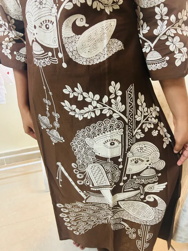 Brown_Cotton_Relaxed_Printed_Long_Kurta_For_Women