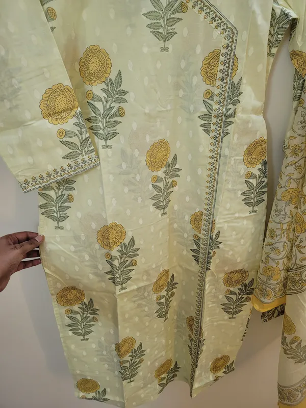 Cream_Pure_Cotton_Floral_Print_Straight_Kurta_For_Women