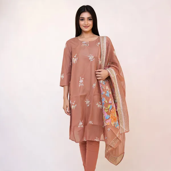Peach_Chiffon_Embroidered_Straight_Kurta_Set_With_Dupatta_For_Women