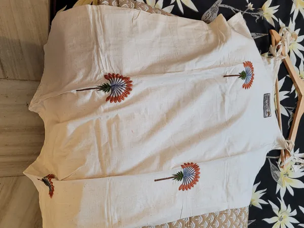 Cream_Khadi_Floral_Embroidered_Straight_Kurta_For_Women