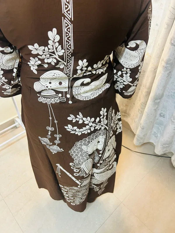 Brown_Cotton_Relaxed_Printed_Long_Kurta_For_Women