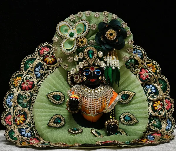 Green_Cotton_Moti_Stone_Embroidered_Krishna_Idol_Poshak