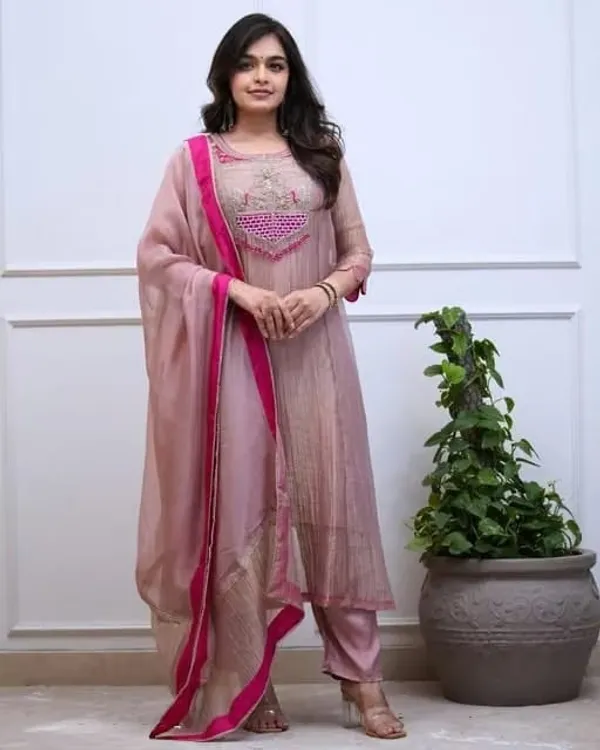 Women_Dusty_Pink_Yoke-Embroidered_Chanderi_Silk_Kurta_with_Trousers_&_Dupatta_Set