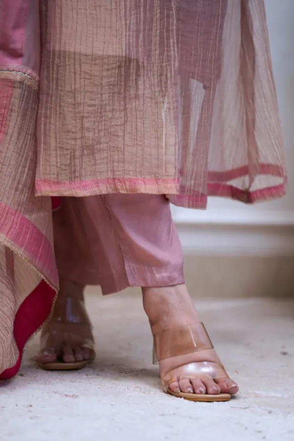 Women_Dusty_Pink_Yoke-Embroidered_Chanderi_Silk_Kurta_with_Trousers_&_Dupatta_Set