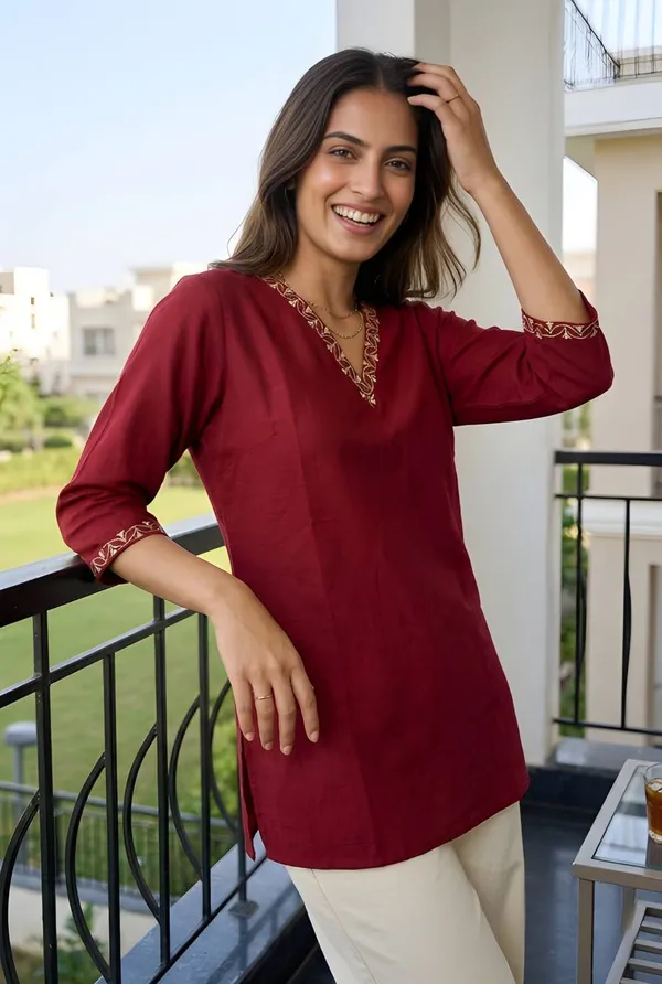 Maroon_Cotton_Straight_Kurta_For_Women