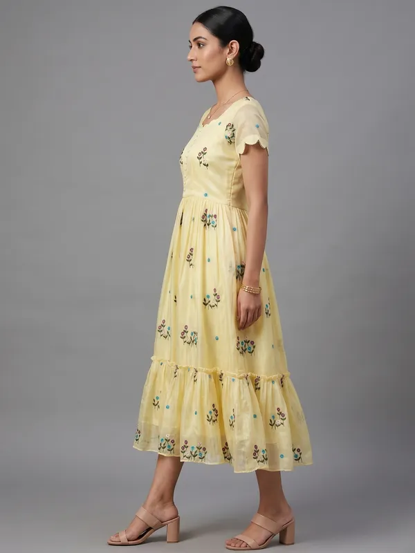 Yellow_Chanderi_Flared_Dress_For_Women
