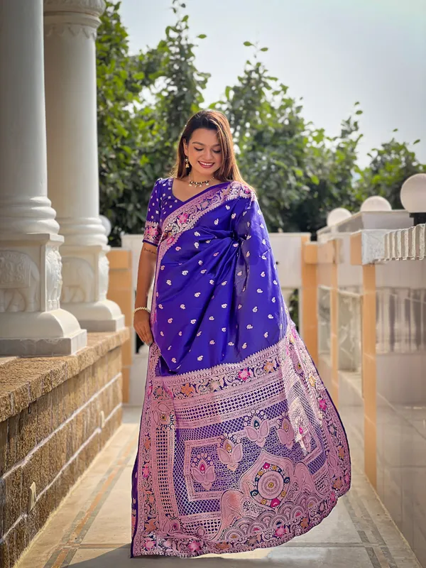 FLUIT_LESVETEMENTS_Printed_Banarasi_Silk_Blend_Saree_with_Unstitched_Blouse_(Blue)