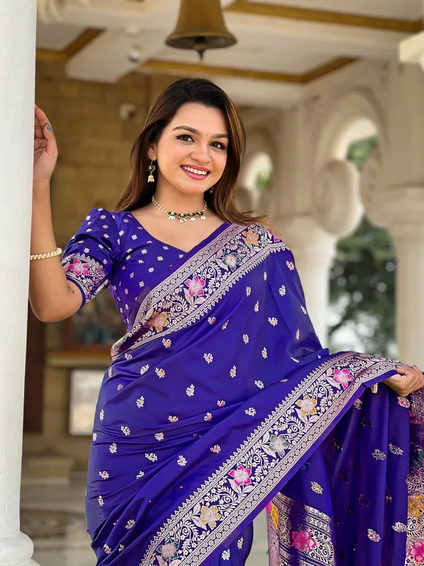 FLUIT_LESVETEMENTS_Printed_Banarasi_Silk_Blend_Saree_with_Unstitched_Blouse_(Blue)