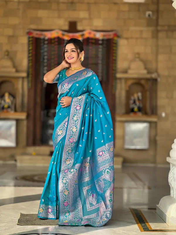 FLUIT_LESVETEMENTS_Printed_Banarasi_Silk_Blend_Saree_with_Unstitched_Blouse_(Light_Blue)