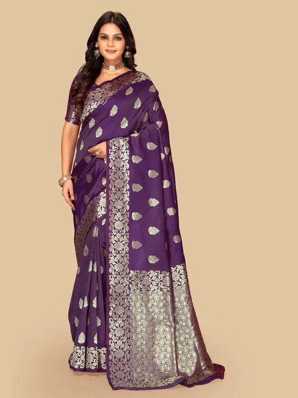 FLUIT_LESVETEMENTS_Floral_Print_Banarasi_Silk_Blend_Saree_with_Unstitched_Blouse_(Purple)