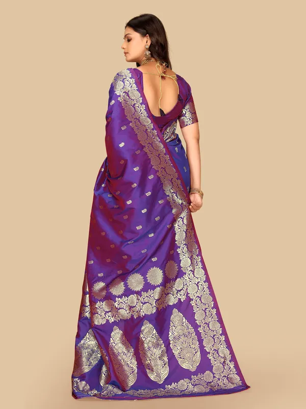 FLUIT_LESVETEMENTS_Floral_Print_Banarasi_Silk_Blend_Saree_with_Unstitched_Blouse_(Purple)
