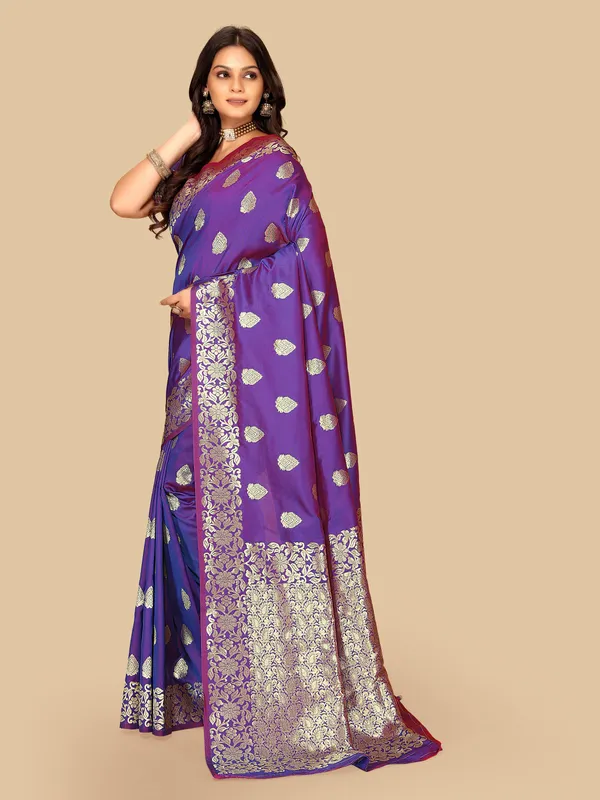 FLUIT_LESVETEMENTS_Floral_Print_Banarasi_Silk_Blend_Saree_with_Unstitched_Blouse_(Purple)