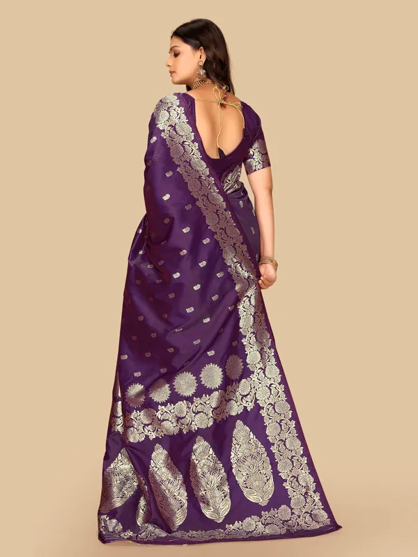FLUIT_LESVETEMENTS_Floral_Print_Banarasi_Silk_Blend_Saree_with_Unstitched_Blouse_(Purple)