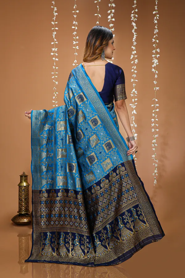 FLUIT_LESVETEMENTS_Color_Block_Banarasi_Pure_Silk_Saree_with_Unstitched_Blouse_(Blue)