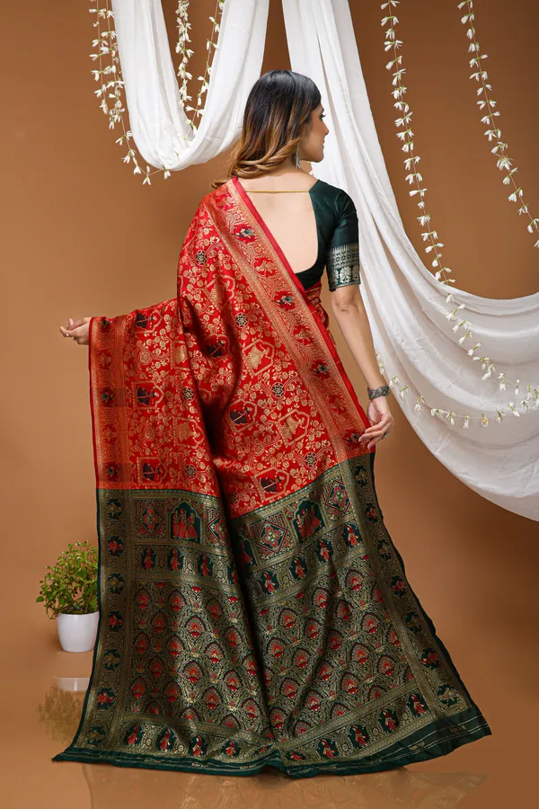 FLUIT_LESVETEMENTS_Woven_Banarasi_Pure_Silk_Saree_with_Unstitched_Blouse_(Red)