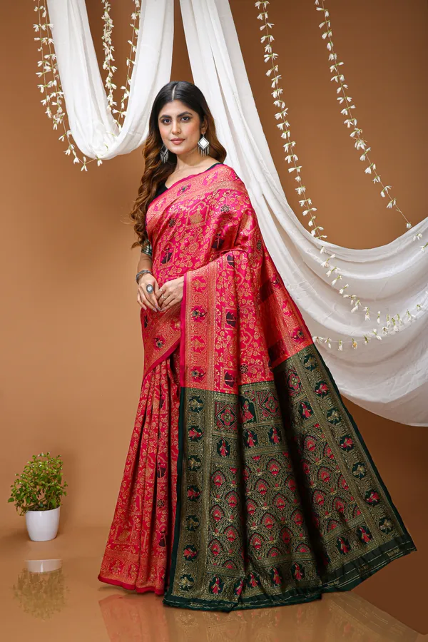 FLUIT_LESVETEMENTS_Woven_Banarasi_Pure_Silk_Saree_with_Unstitched_Blouse_(Pink)