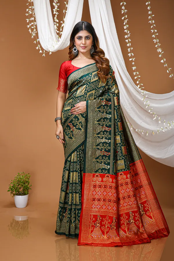 FLUIT_LESVETEMENTS_Color_Block_Banarasi_Pure_Silk_Saree_with_Unstitched_Blouse_(Dark_Green)