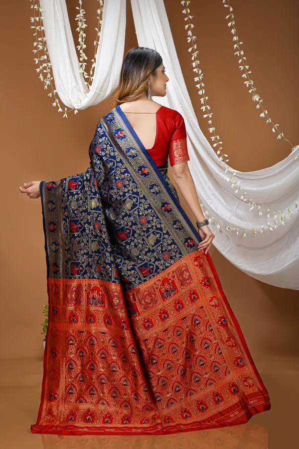 FLUIT_LESVETEMENTS_Woven_Banarasi_Pure_Silk_Saree_with_Unstitched_Blouse_(Dark_Blue)