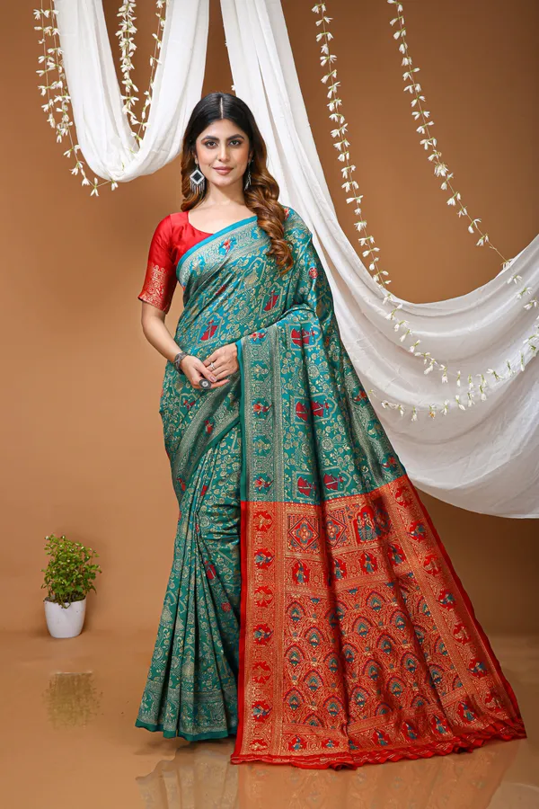 FLUIT_LESVETEMENTS_Woven_Banarasi_Pure_Silk_Saree_with_Unstitched_Blouse_(Green)