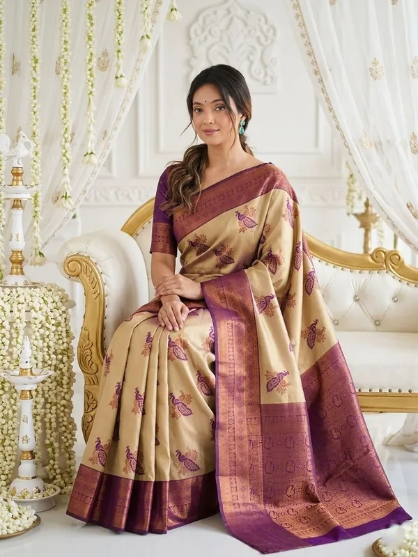 FLUIT_LESVETEMENTS_Animal_Print_Banarasi_Pure_Silk_Saree_with_Unstitched_Blouse_(Cream)