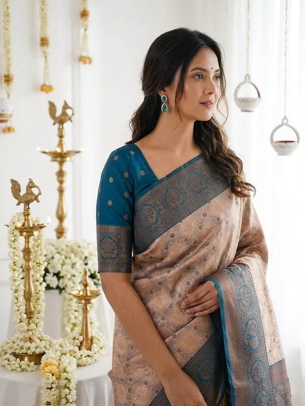 FLUIT_LESVETEMENTS_Woven_Banarasi_Pure_Silk_Saree_with_Unstitched_Blouse_(Pink)