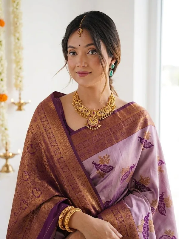 FLUIT_LESVETEMENTS_Animal_Print_Banarasi_Pure_Silk_Saree_with_Unstitched_Blouse_(Purple)