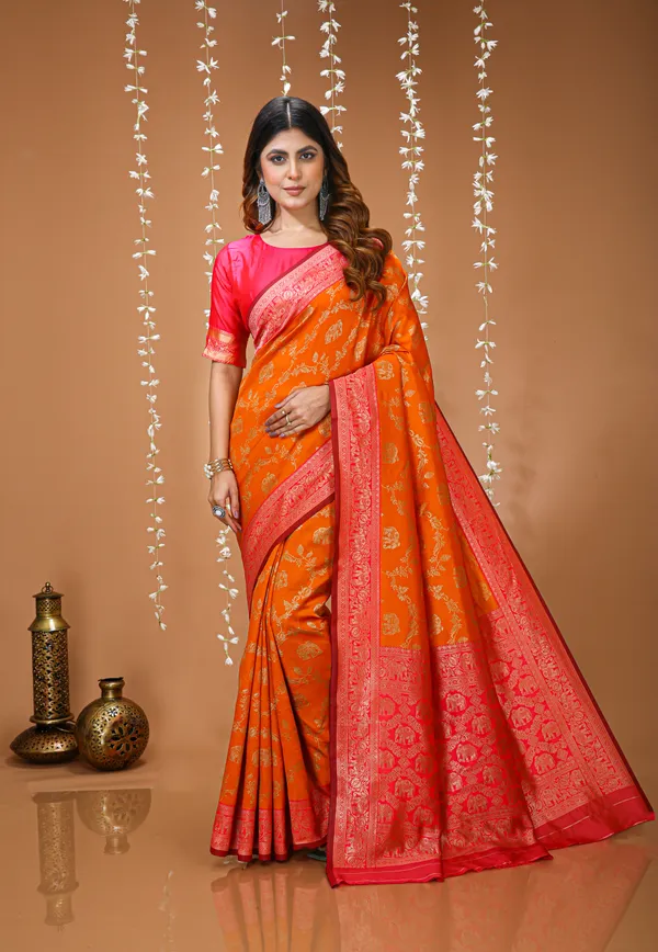 FLUIT_LESVETEMENTS_Checkered_Kanjivaram_Jacquard_Saree_with_Unstitched_Blouse_(Orange)