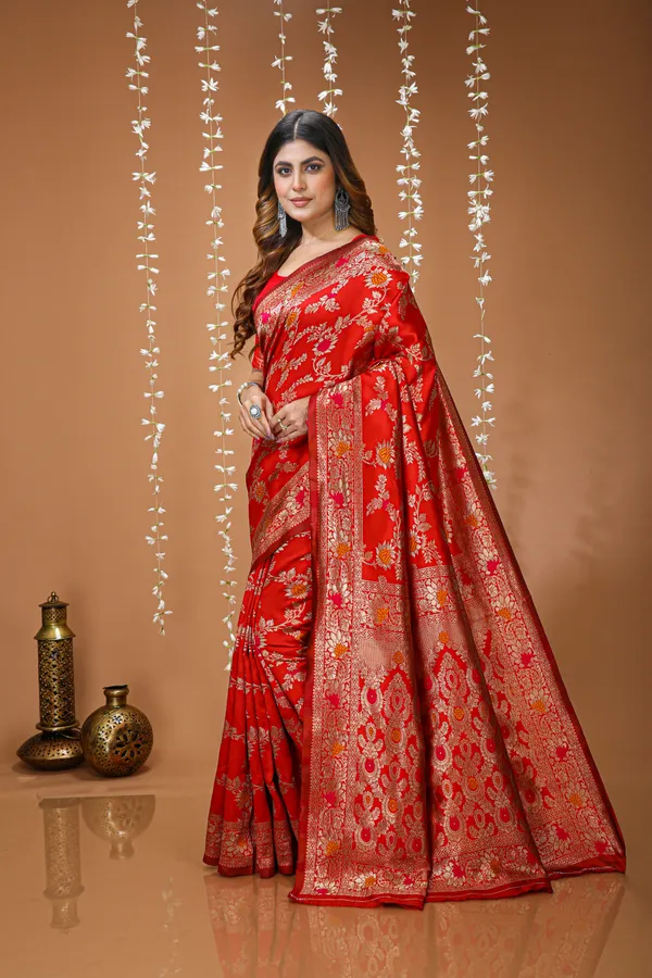 FLUIT_LESVETEMENTS_Embellished_Banarasi_Pure_Silk_Saree_with_Unstitched_Blouse_(Red)