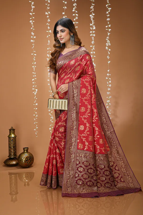 FLUIT_LESVETEMENTS_Checkered_Kanjivaram_Jacquard_Saree_with_Unstitched_Blouse_(Red)