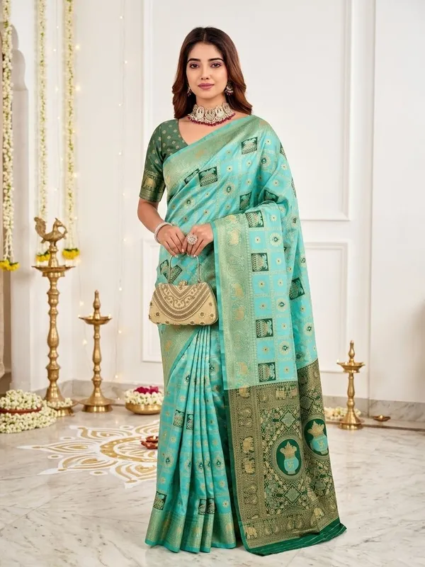 FLUIT_LESVETEMENTS_Woven_Banarasi_Pure_Silk_Saree_with_Unstitched_Blouse_(Green)