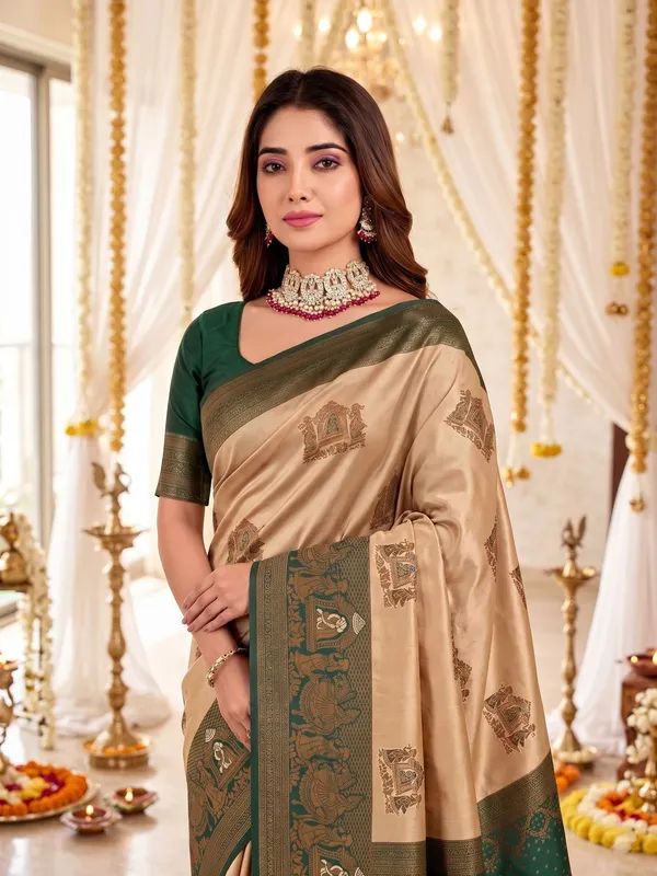 FLUIT_LESVETEMENTS_Woven_Banarasi_Pure_Silk_Saree_with_Unstitched_Blouse_(Cream)