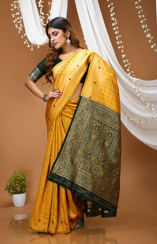 FLUIT_LESVETEMENTS_Woven_Kanjivaram_Jacquard_Saree_with_Unstitched_Blouse_(Yellow)