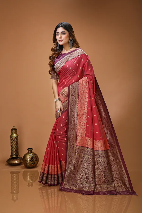 FLUIT_LESVETEMENTS_Paisley_Kanjivaram_Jacquard_Saree_with_Unstitched_Blouse_(Red)