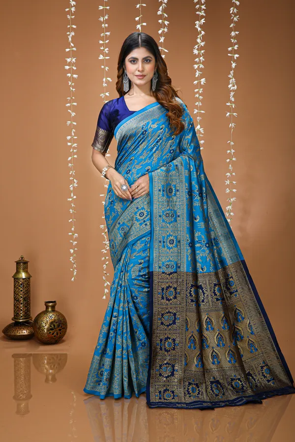 FLUIT_LESVETEMENTS_Woven_Kanjivaram_Jacquard_Saree_with_Unstitched_Blouse_(Blue)