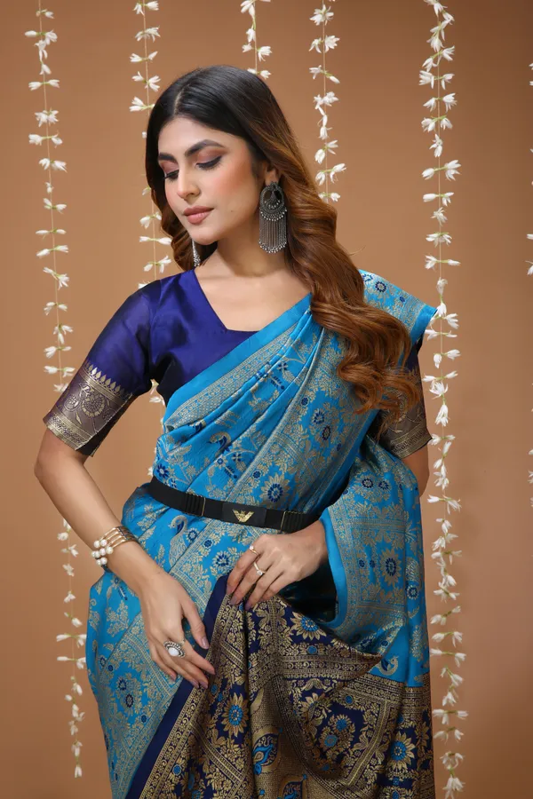 FLUIT_LESVETEMENTS_Woven_Kanjivaram_Jacquard_Saree_with_Unstitched_Blouse_(Blue)