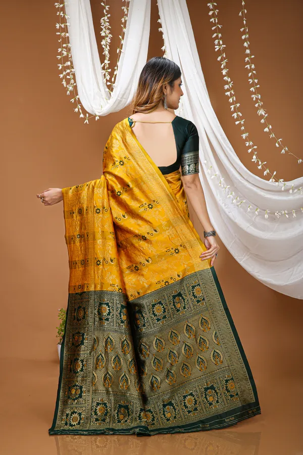 FLUIT_LESVETEMENTS_Woven_Kanjivaram_Jacquard_Saree_with_Unstitched_Blouse_(Yellow)