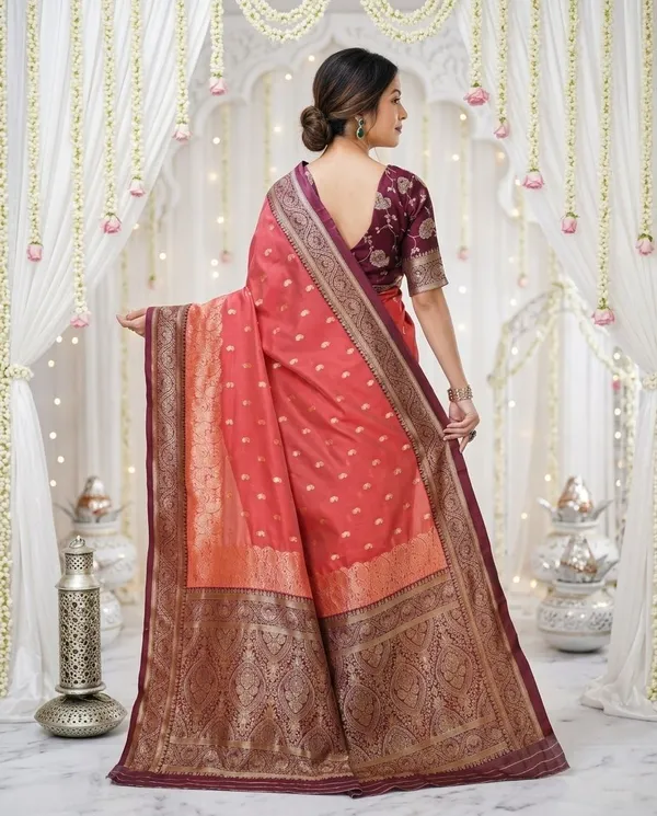 FLUIT_LESVETEMENTS_Paisley_Kanjivaram_Jacquard_Saree_with_Unstitched_Blouse_(Pink)