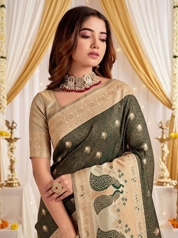 FLUIT_LESVETEMENTS_Animal_Print_Banarasi_Pure_Silk_Saree_with_Unstitched_Blouse_(Dark_Green)