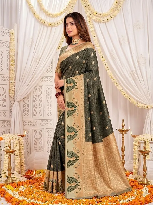 FLUIT_LESVETEMENTS_Animal_Print_Banarasi_Pure_Silk_Saree_with_Unstitched_Blouse_(Dark_Green)