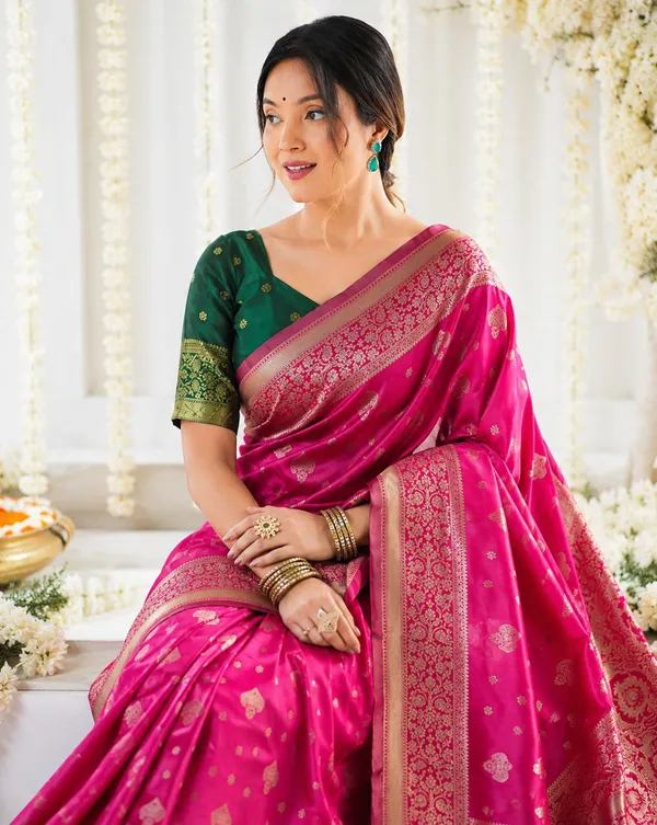 FLUIT_LESVETEMENTS_Self_Design_Kanjivaram_Jacquard_Saree_with_Unstitched_Blouse_(Pink)
