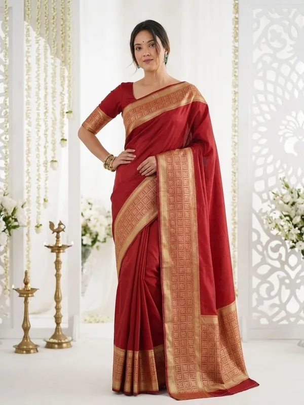 FLUIT_LESVETEMENTS_Self_Design_Kanjivaram_Jacquard_Saree_with_Unstitched_Blouse_(Red)
